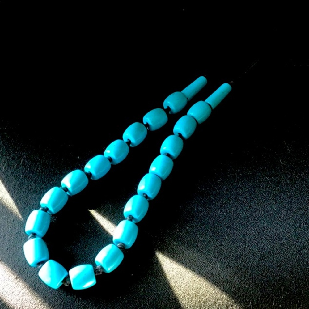 Turquoise Necklace - Picture 2 of 6